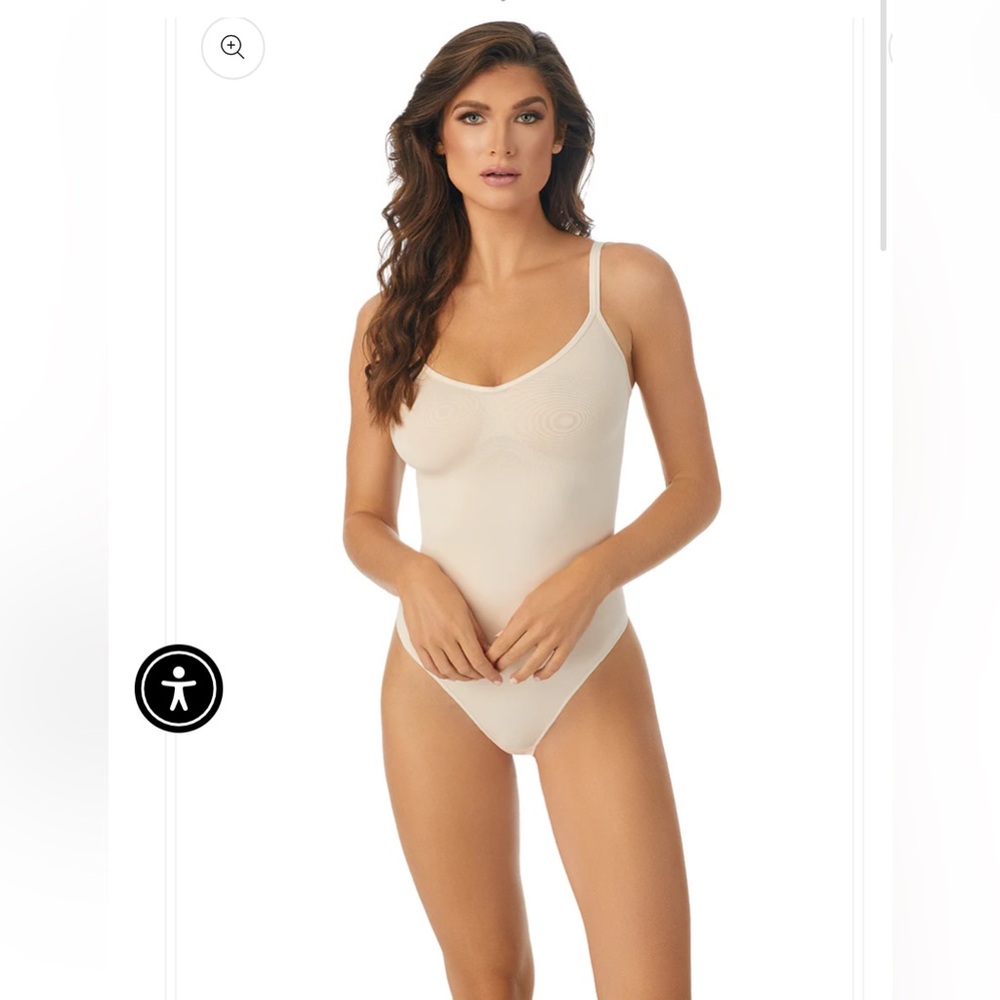 Le Mystere Seamless Comfort Thong Bodysuit - Soft Shell Small NWT
